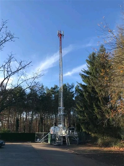 Telecomunicazione della torre del telefono delle mucche delle mucche
